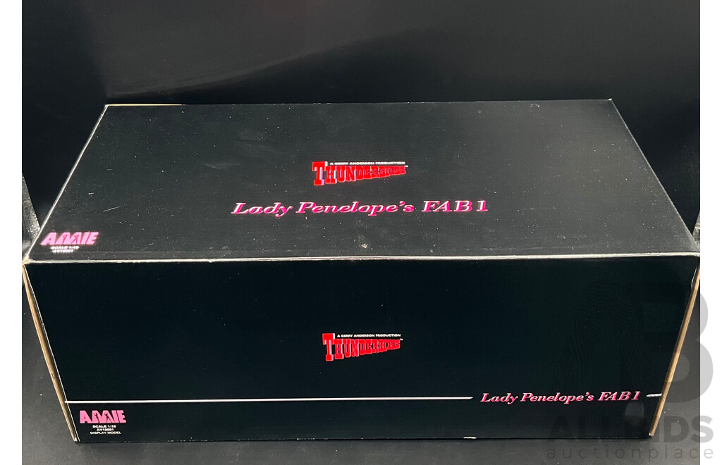 AMIE 1:18 Diecast Model Rolls Royce Thunderbirds Lady Penelope's FAB1 - Brand New