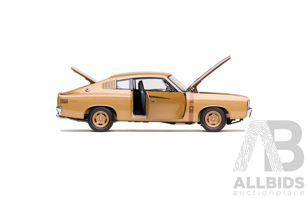 Classic Carlectables  1:18 Limited Edition Diecast Model E49 Charger 'Big Tank'-  50 Th Anniversary Gold Livery - Brand New