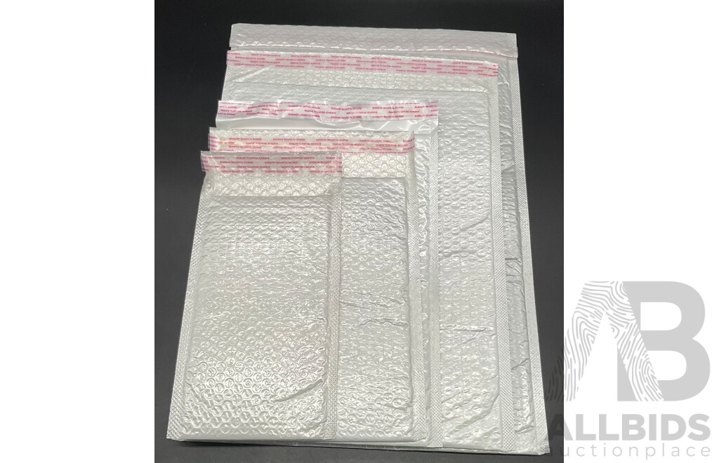 Assorted Sizes Bubble Mailer Envelopes - Lot of 435