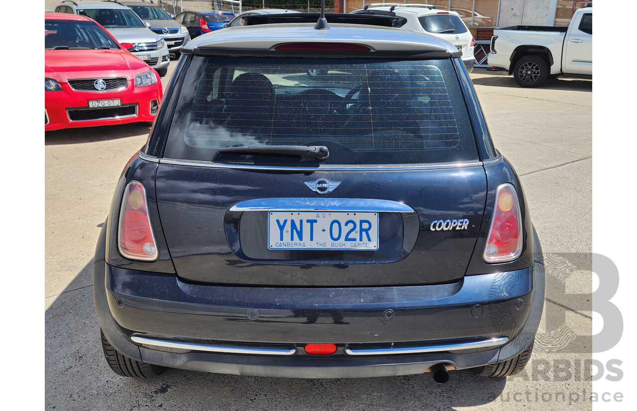 6/2006 Mini Cooper PARK LANE R50 2d Hatchback Black 1.6L