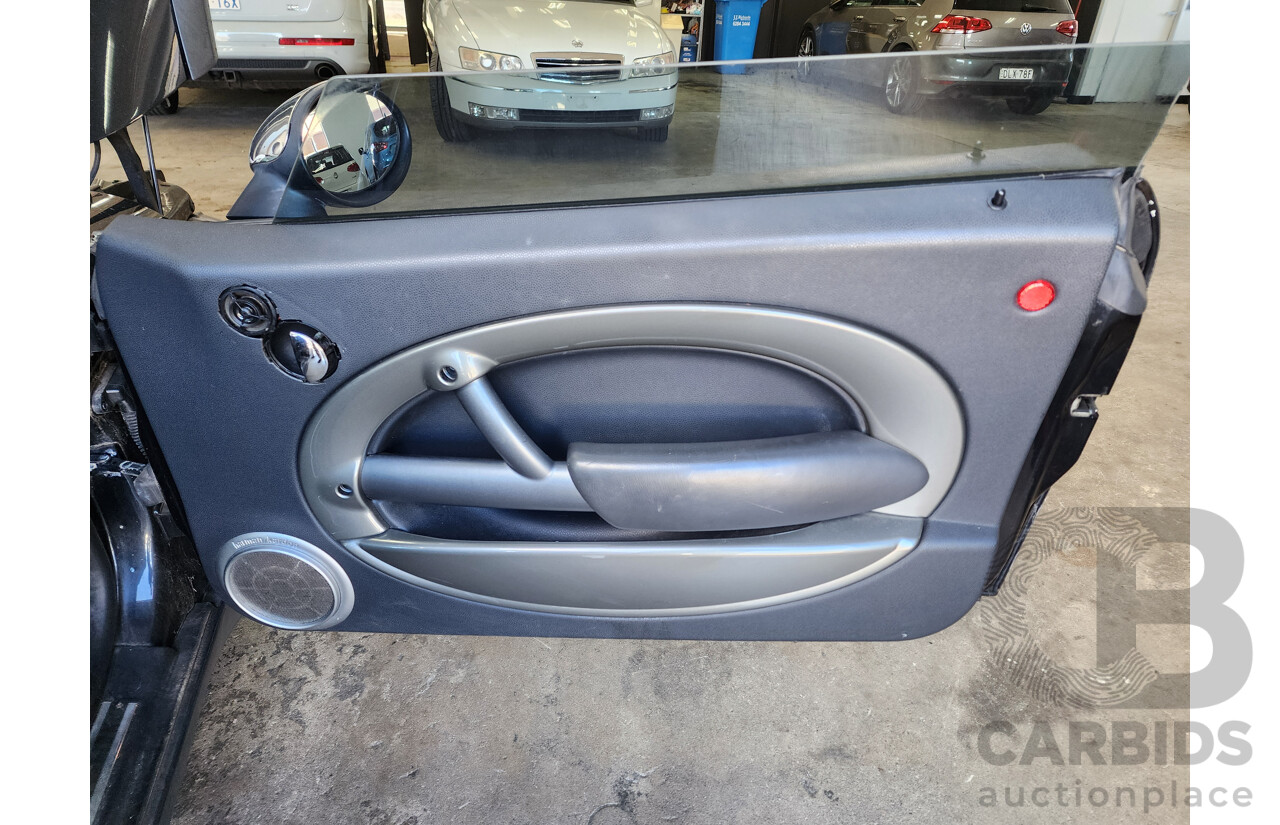 6/2006 Mini Cooper PARK LANE R50 2d Hatchback Black 1.6L