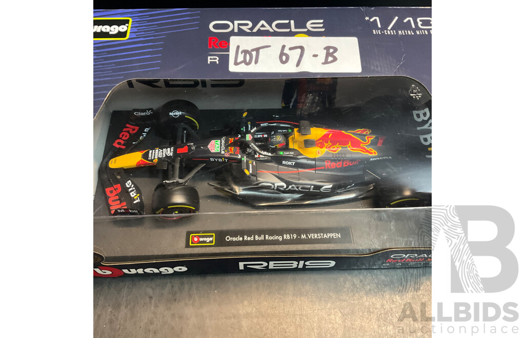 Bburago Red Bull Racing RB-19 Champion Diecast Model & LEGO 42198 Technic Blush Plane