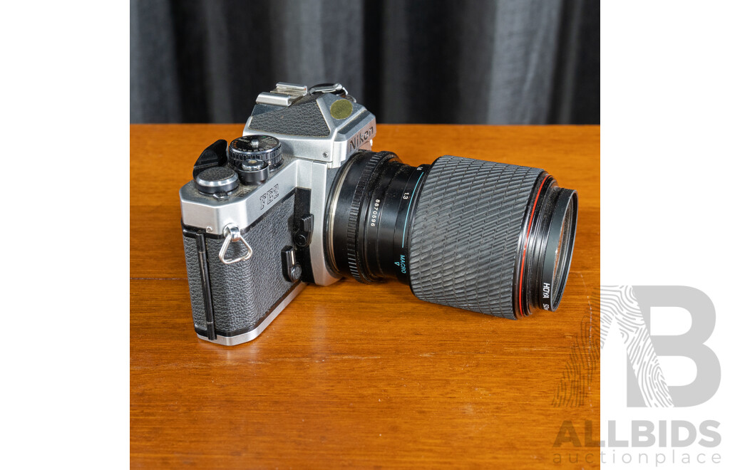 Nikon FE2 35mm SLR Camera with  Tokina SD 70-210mm