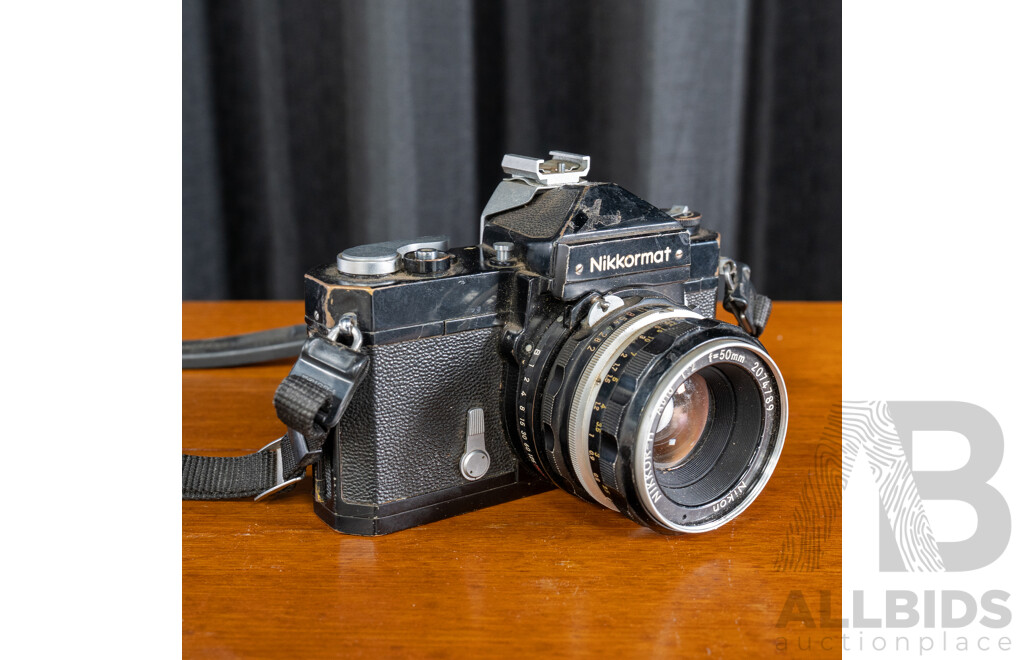 Vintage Nikon Nikkormat FT2 35mm SLR Film Camera with Nikkor-H Auto 50mm f/2 Lens