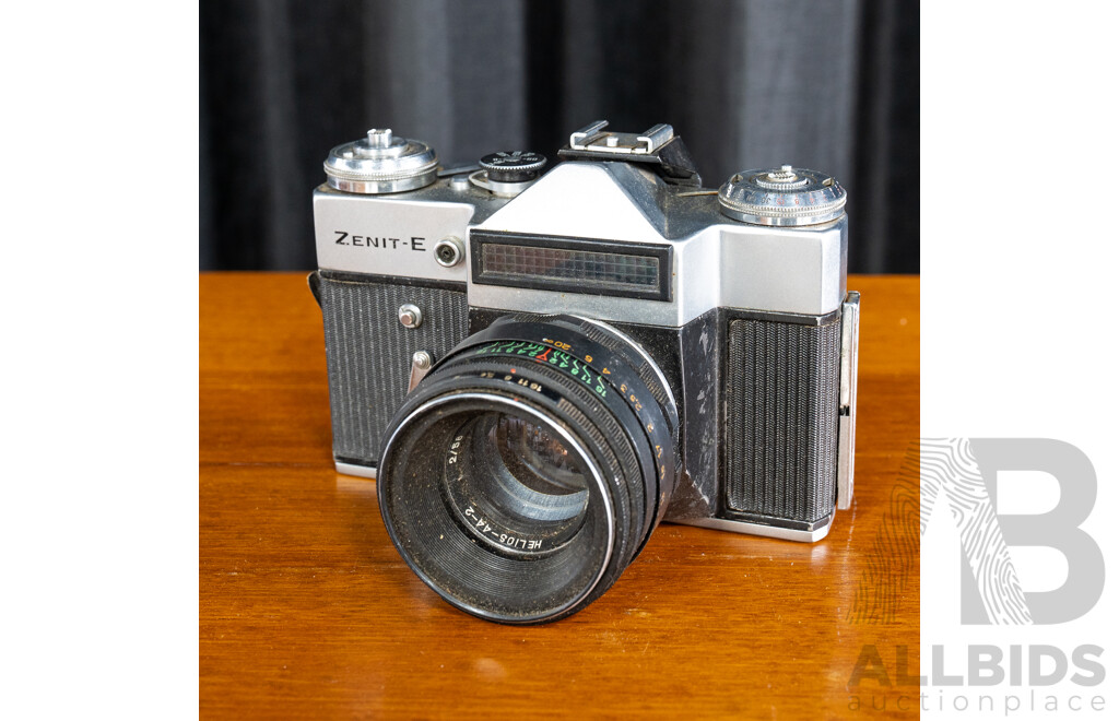 Vintage Zenit-E 35mm Film Camera with Helios-44-2 58mm f/2 Lens