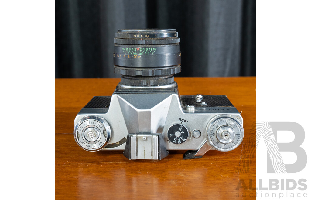Vintage Zenit-E 35mm Film Camera with Helios-44-2 58mm f/2 Lens