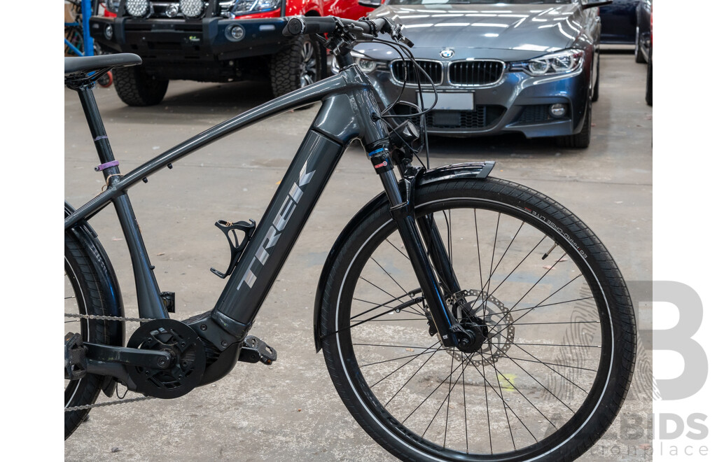 Trek Allant + 9 Speed Electric Bike with Extra Tyre