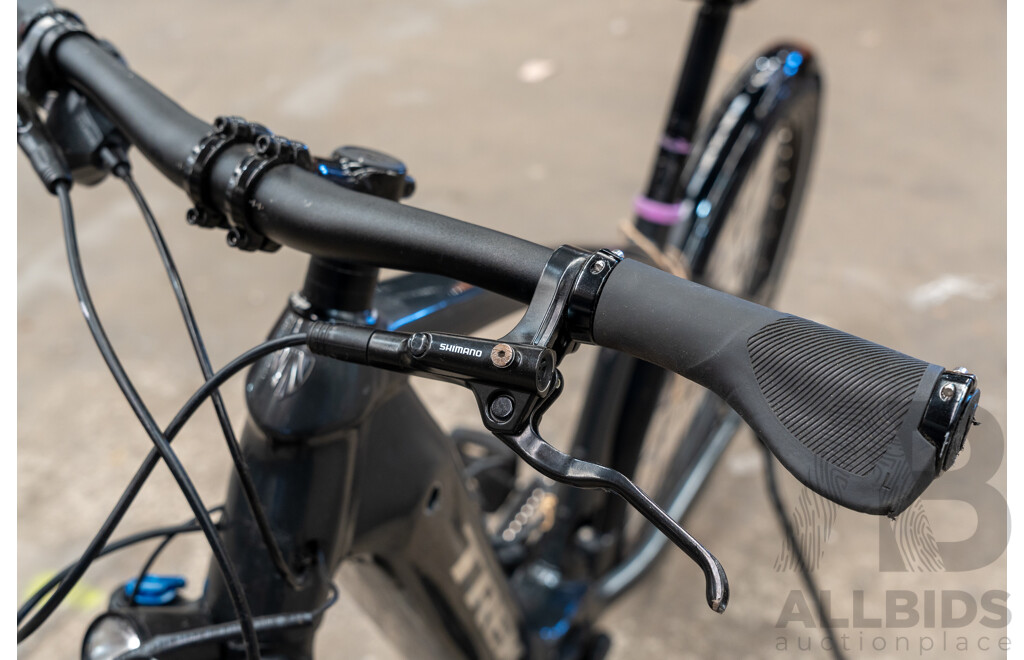 Trek Allant + 9 Speed Electric Bike with Extra Tyre