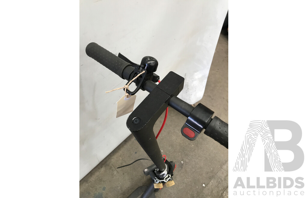 Xiaomi Mi Electric Pro Scooter