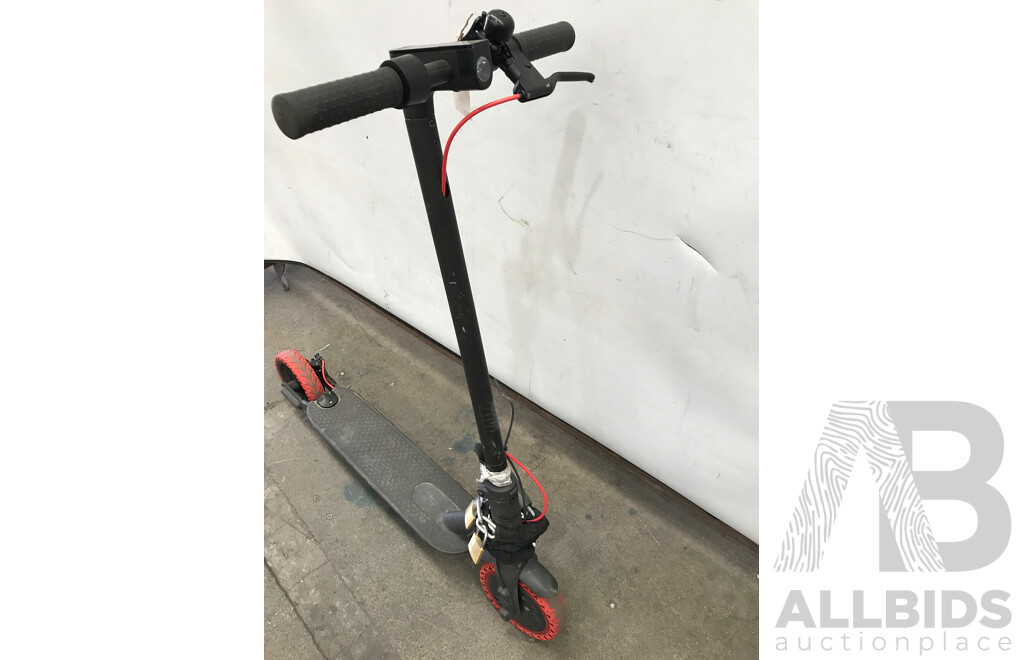 Xiaomi Mi Electric Pro Scooter