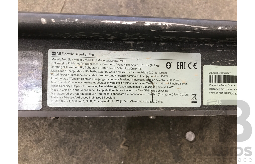 Xiaomi Mi Electric Pro Scooter