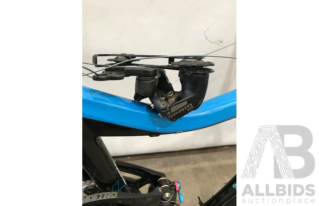 Giant Reign 10 Speed Mountain Bike