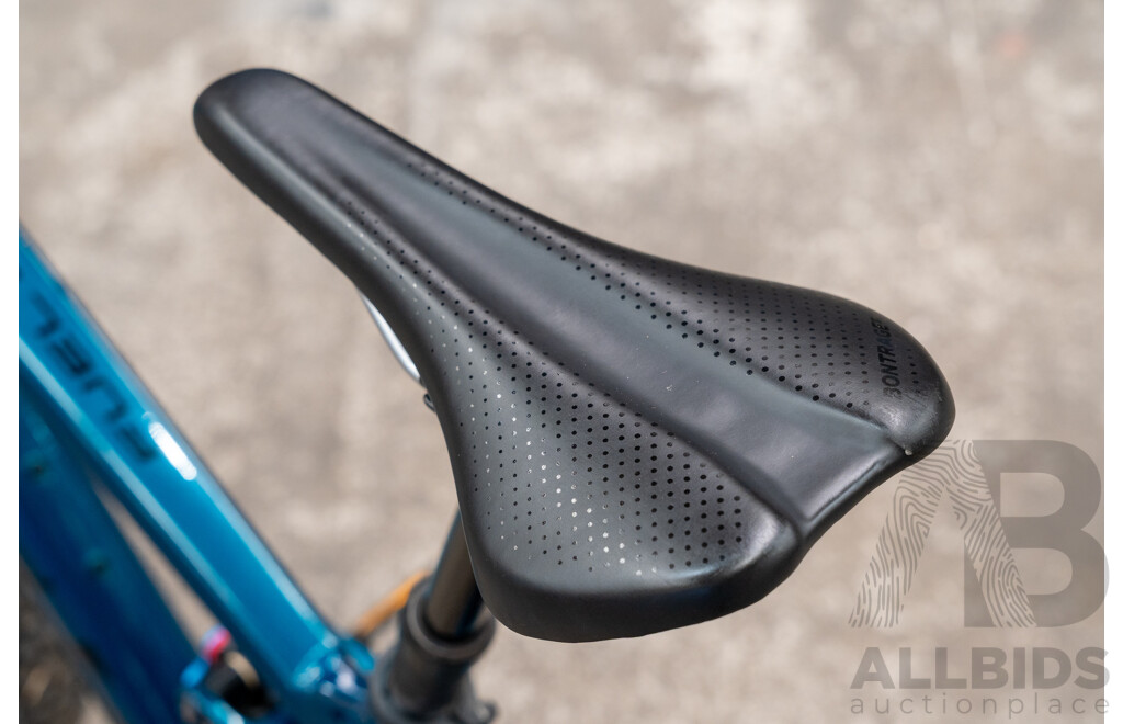 Trek Fuel-Ex-8 24 Speed Mountain Bike