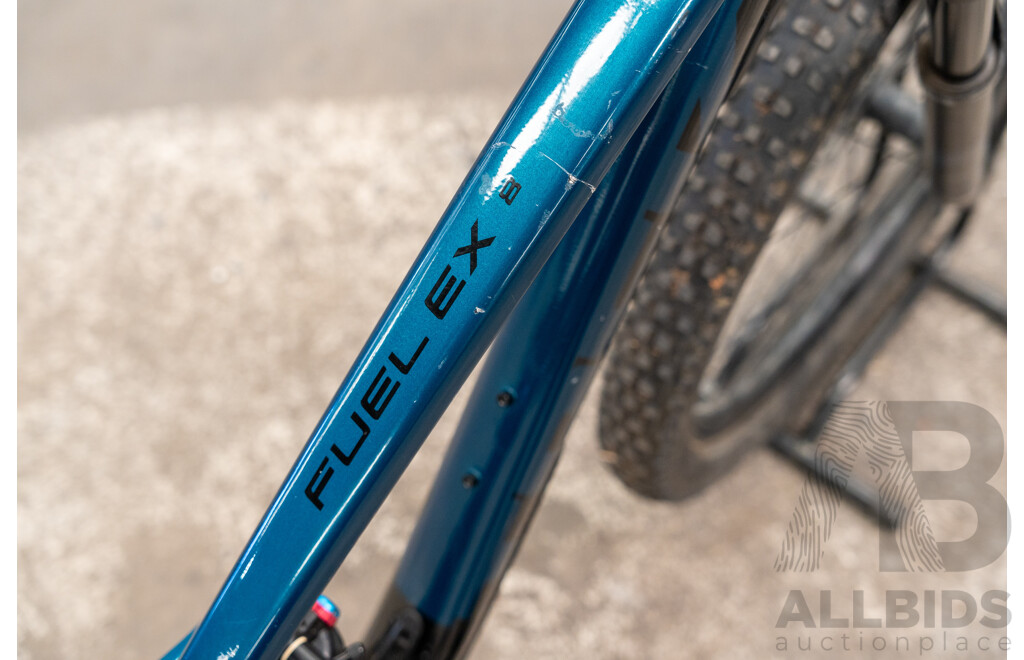 Trek Fuel-Ex-8 24 Speed Mountain Bike