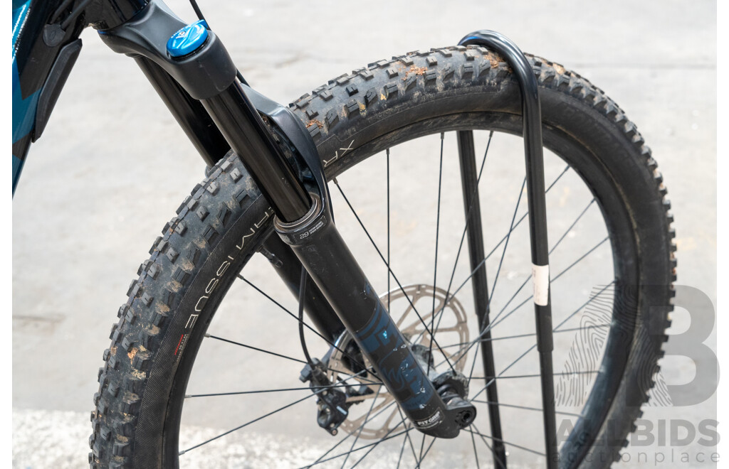 Trek Fuel-Ex-8 24 Speed Mountain Bike