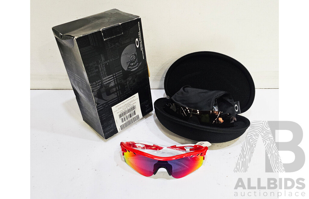 Red Radarlock Oakley Sunglasses