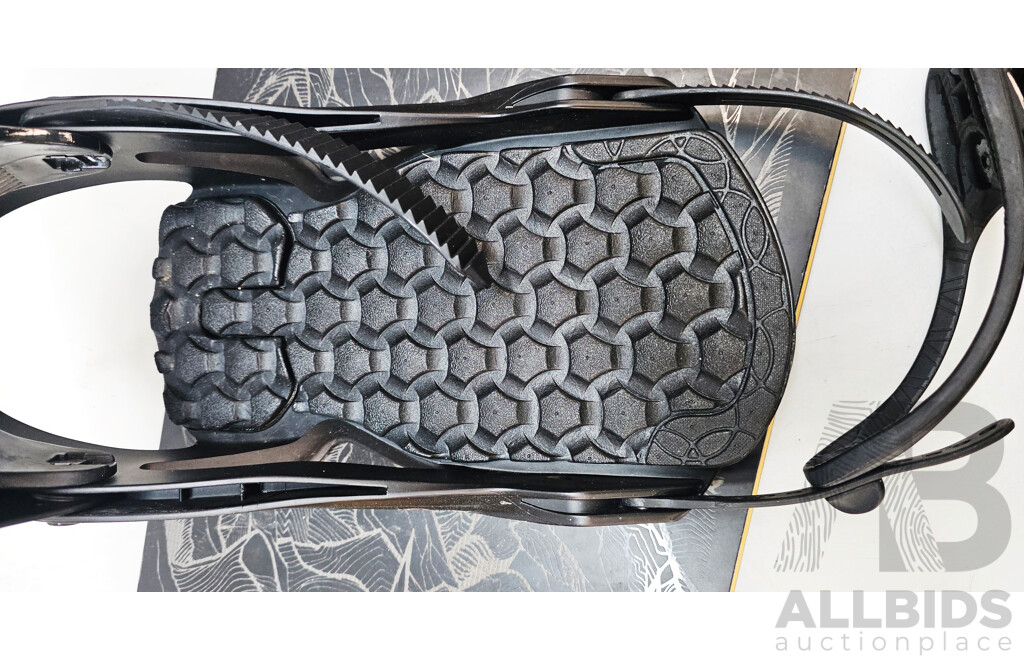 Salomon Black and Gold Swift Snowboard