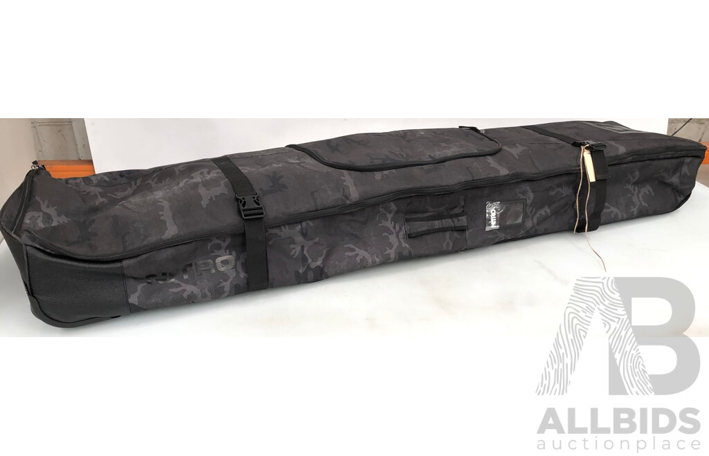 Jones Men's Snowboard and Nitro Wowmen's Snowboard with Nitro Snownboard Bag - New