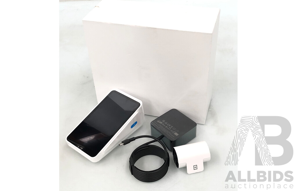 Square Terminal Portable Card Payment Machine - New