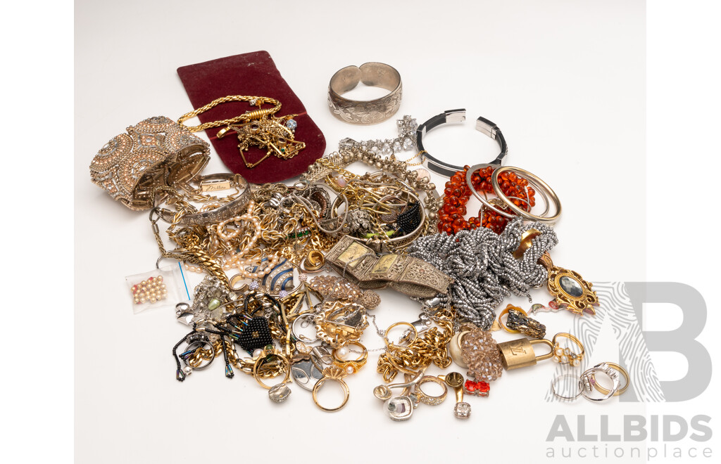 Collection of Assorted Jewellery Items Including Rings, Bracelets, Watches & Necklaces