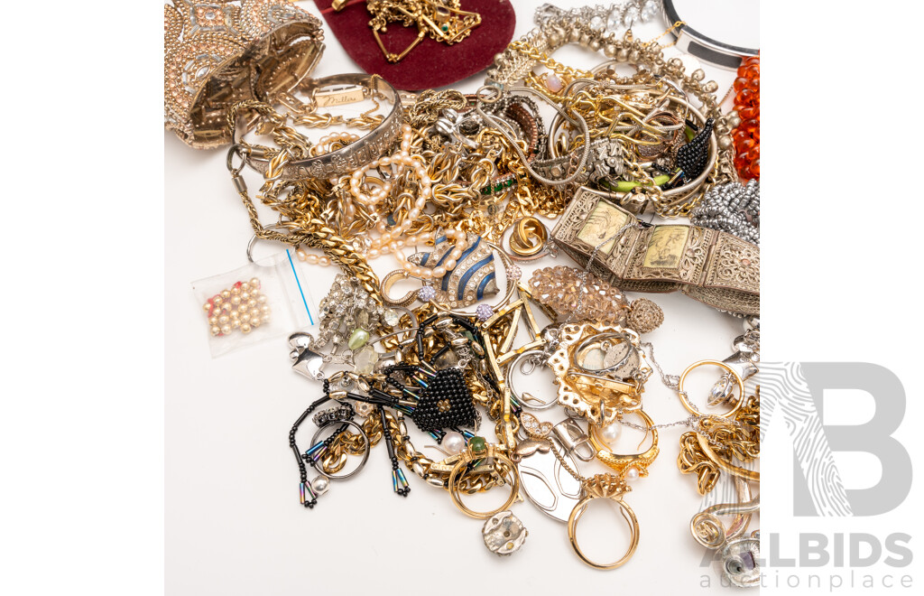 Collection of Assorted Jewellery Items Including Rings, Bracelets, Watches & Necklaces