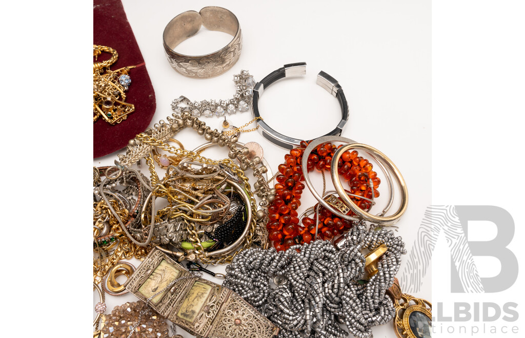 Collection of Assorted Jewellery Items Including Rings, Bracelets, Watches & Necklaces