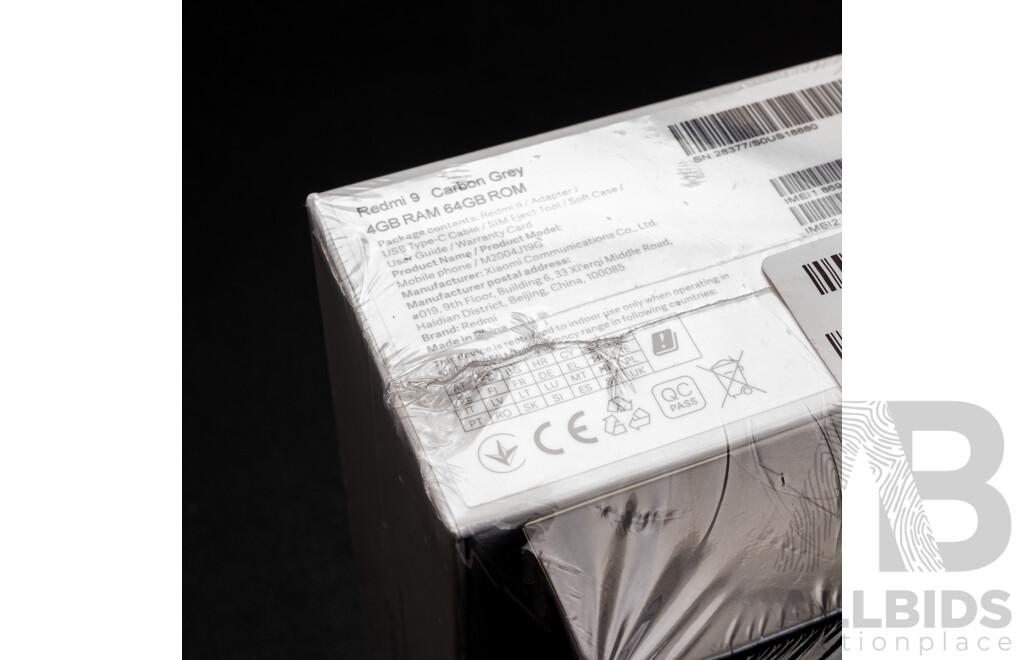 Redmi 9 Carbon Grey 4GB RAM 64GB ROM Unlocked Smartphone & Mi Smart Band 4 Touch Screen 5ATM Watch Pack - NEW Sealed