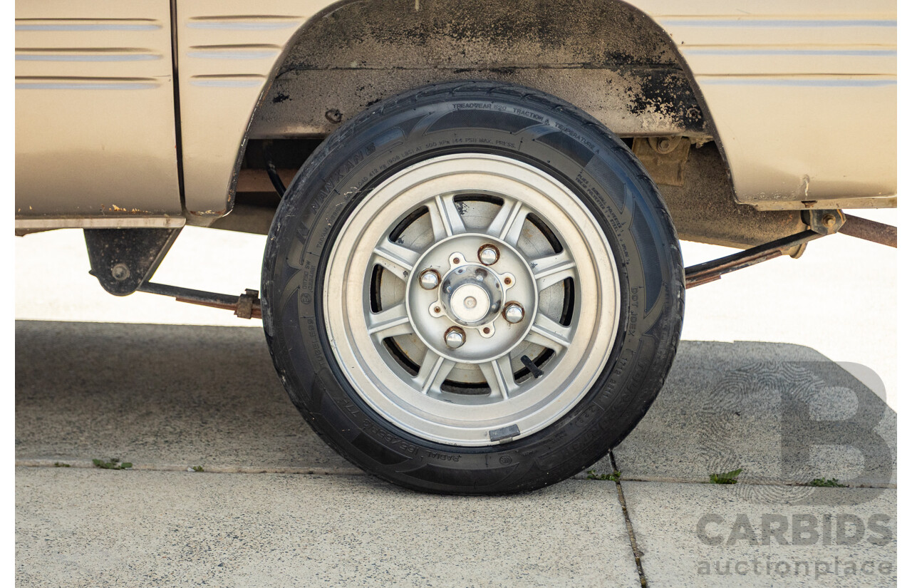 8/1987 Suzuki Super Carry Van DA21V 2d Van Brown 1.0L