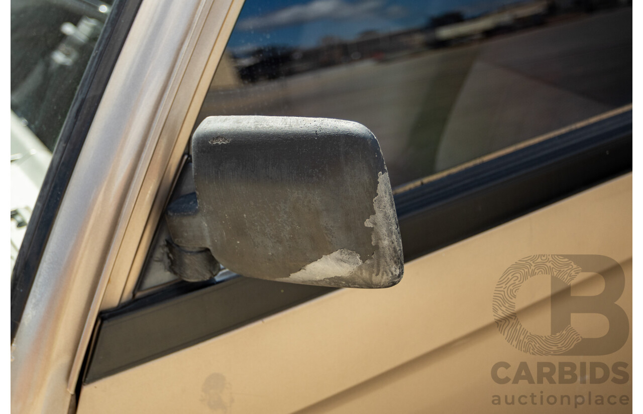 8/1987 Suzuki Super Carry Van DA21V 2d Van Brown 1.0L