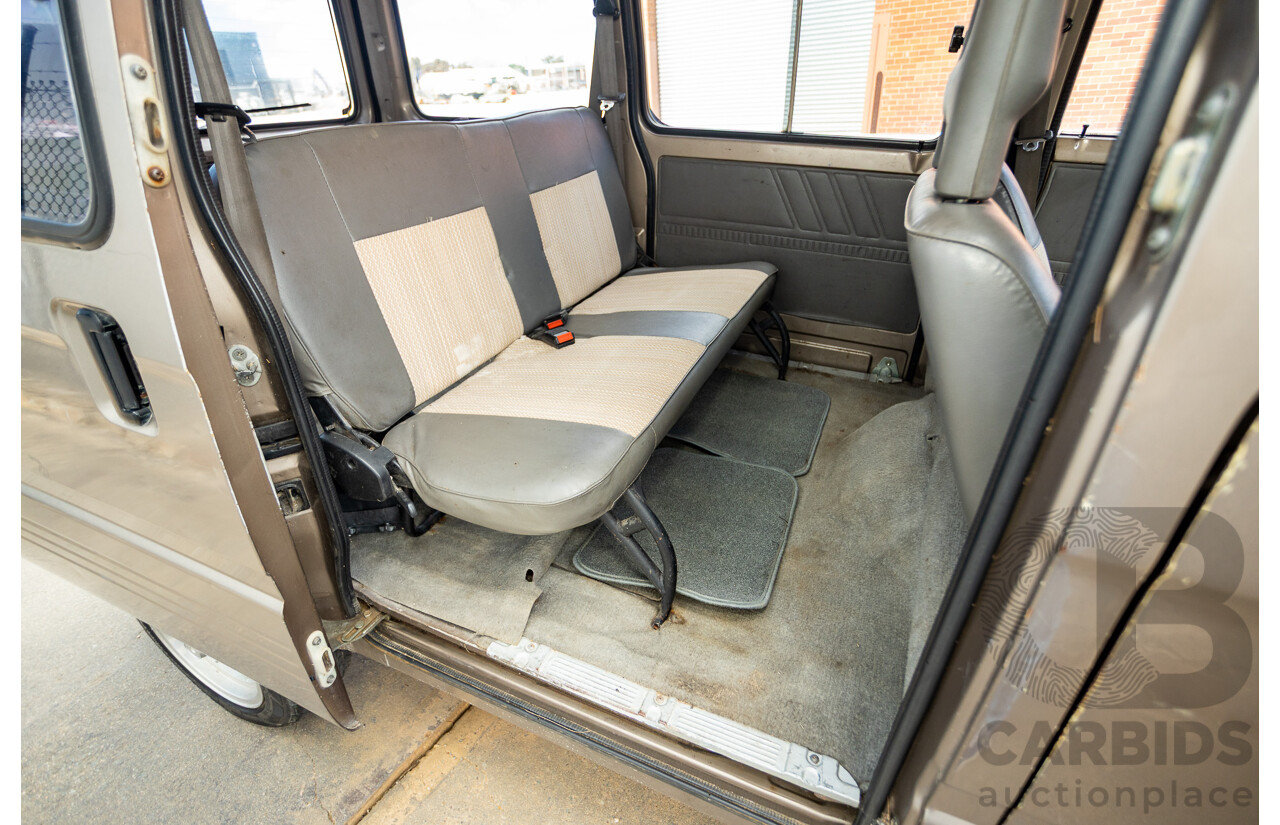 8/1987 Suzuki Super Carry Van DA21V 2d Van Brown 1.0L