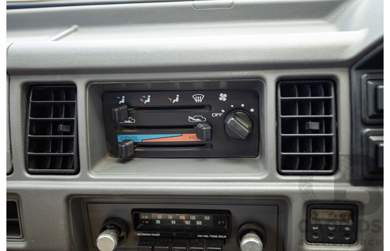 8/1987 Suzuki Super Carry Van DA21V 2d Van Brown 1.0L