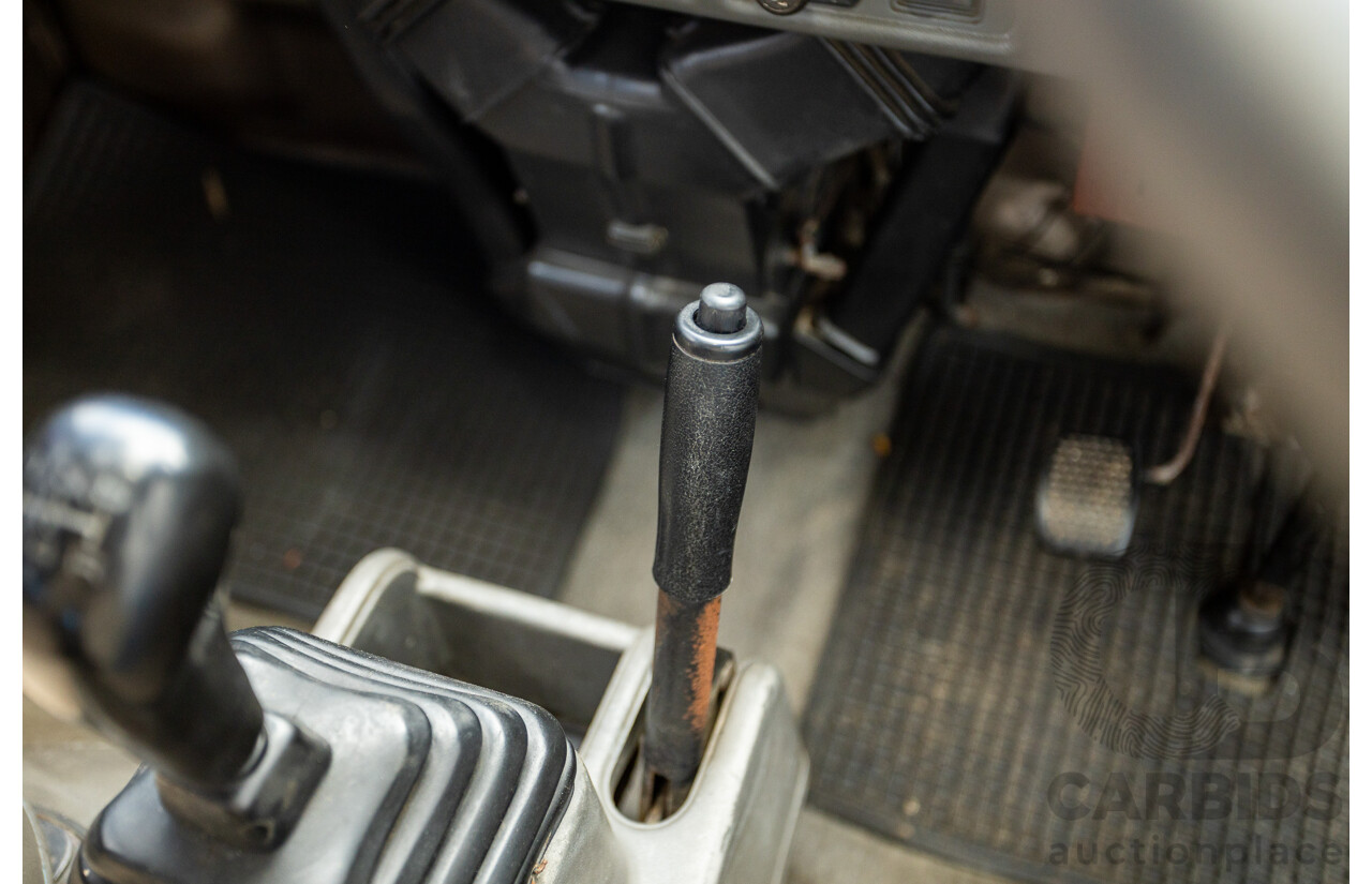 8/1987 Suzuki Super Carry Van DA21V 2d Van Brown 1.0L