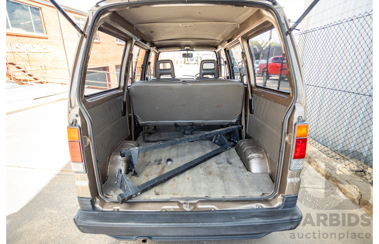 8/1987 Suzuki Super Carry Van DA21V 2d Van Brown 1.0L