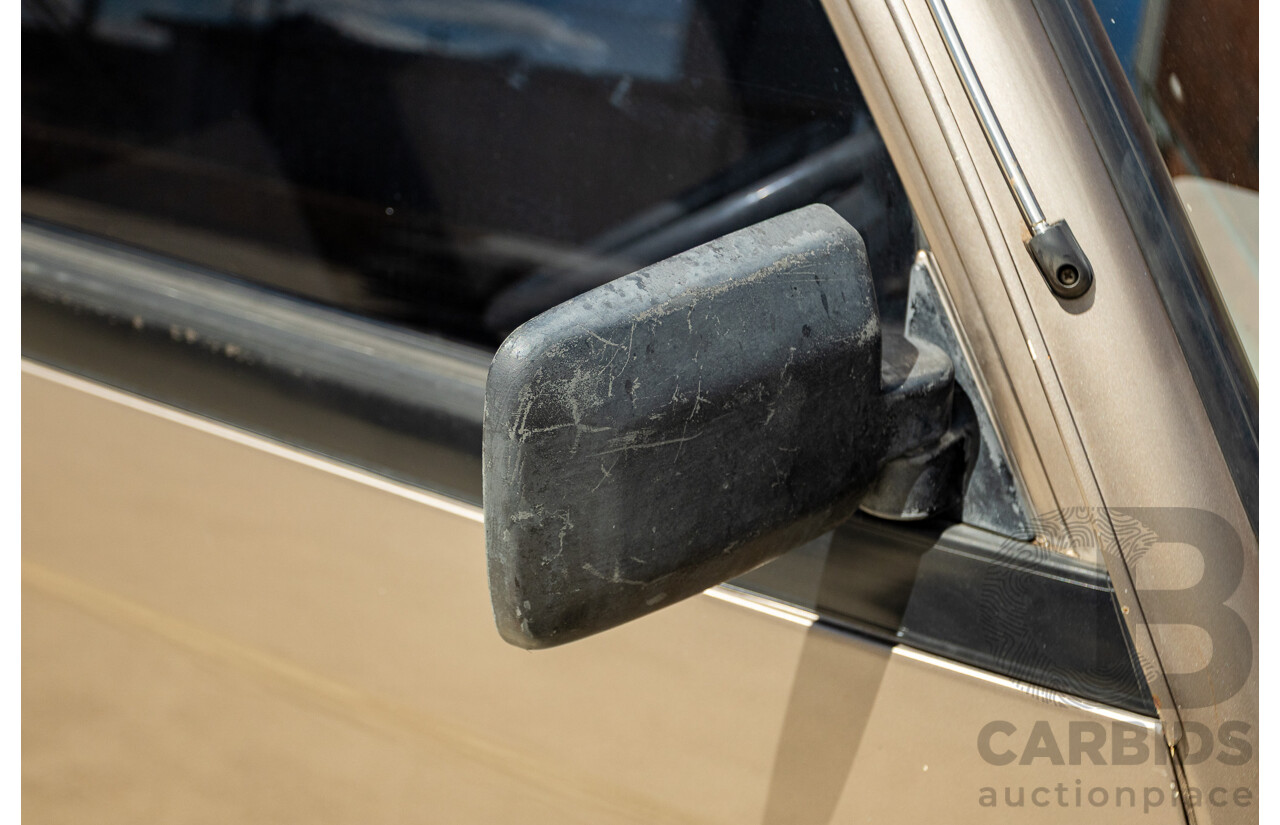 8/1987 Suzuki Super Carry Van DA21V 2d Van Brown 1.0L