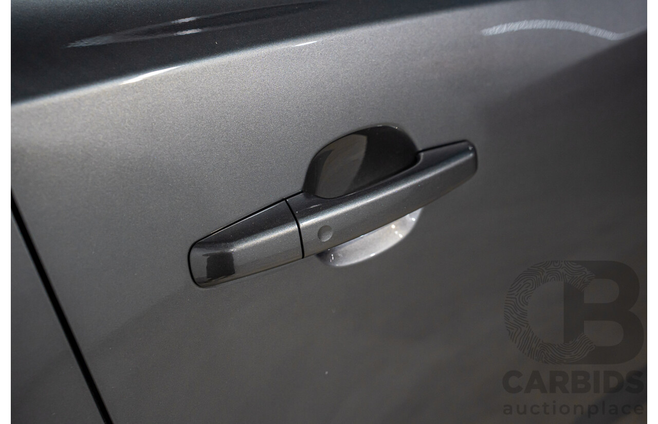 11/2020 Jaguar E-Pace P250 Chequered Flag (AWD 183KW) X540 MY20 4d Wagon Corris Grey Metallic Turbo 2.0L