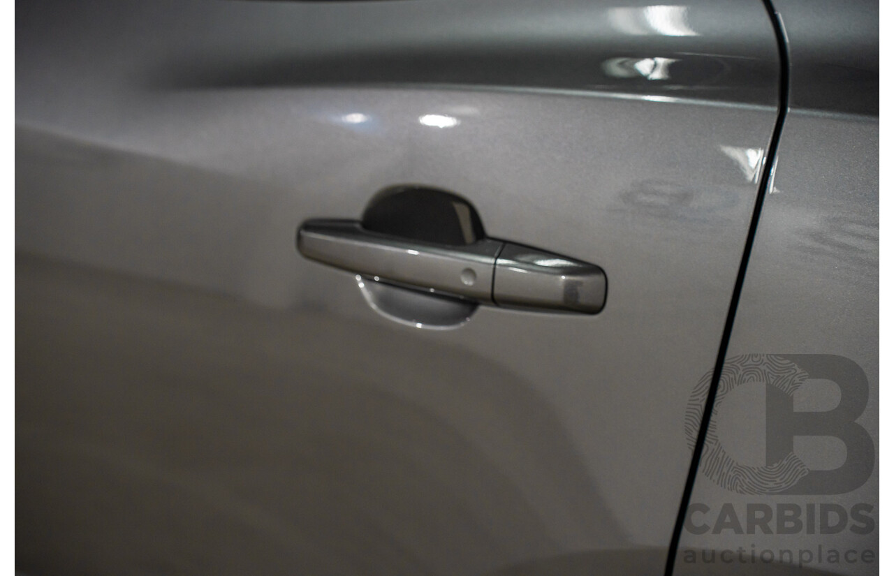 11/2020 Jaguar E-Pace P250 Chequered Flag (AWD 183KW) X540 MY20 4d Wagon Corris Grey Metallic Turbo 2.0L