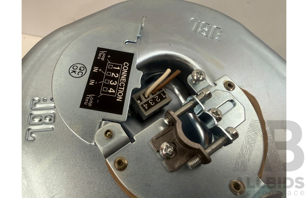 4x JBL Model Control 26CT Ceiling Loud Speaker + 1 Spare Cover