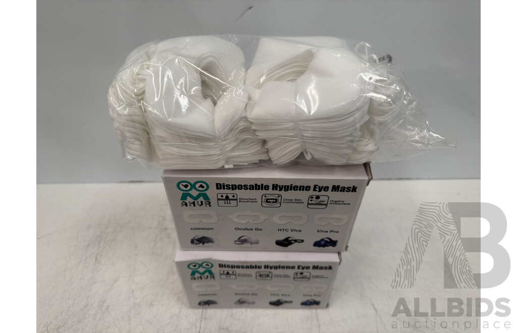 Oculus Go - Standalone VR - 64GB + 2x Boxes of Disposable Hygiene Eye Masks