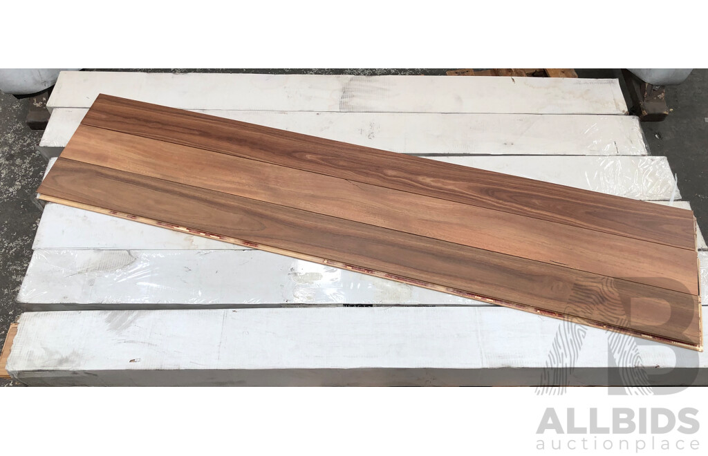 Pioneer Brush 14mm  Laminate Flooring - Spotted Gum Finish - 13.104 Square Meters - Brand New