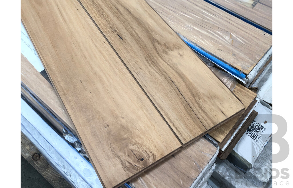 Oakleaf Collection AC4 12mm Laminate Flooring - Blackbutt Finish - 13.584 Square Meters - Brand New