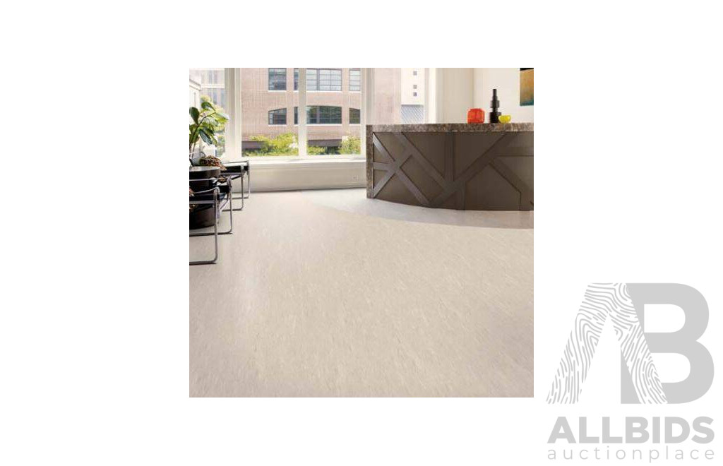 Armstrong 305mm Square Commercial Vinyl Floor Tiles - Bianco - 29.26 Square Meters - Brand New