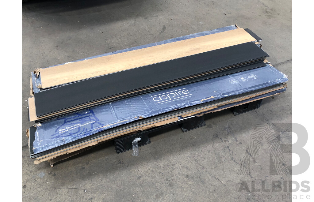 Aspire 5mm Hybrid Luxury Laminate Flooring - Pale Gorge Finish - 20.1 Square Meters - New