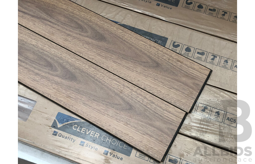 Clever Choice Hybrid Shield 10mm Laminate Flooring - Atlantic Spotted Gum Finish - 8.60 Square Meters - Brand New