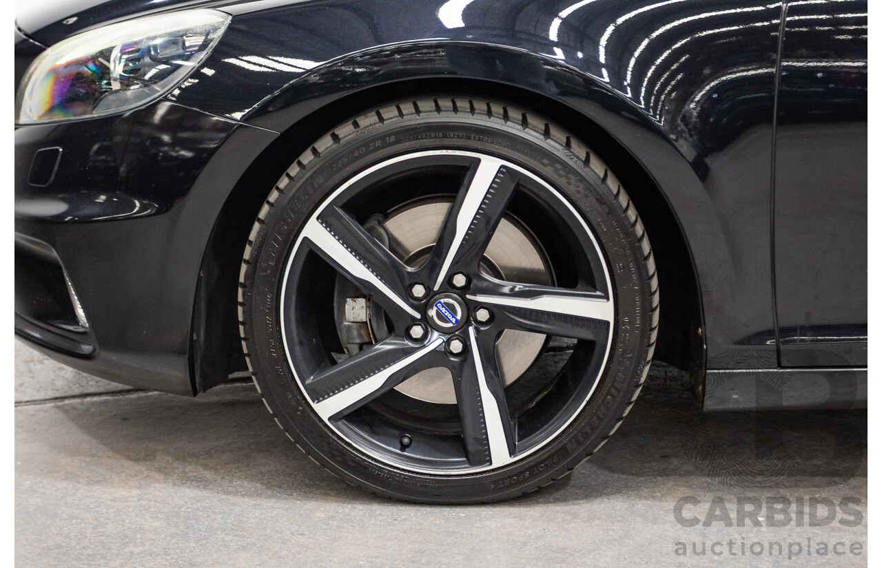 10/2014 Volvo V40 T5 R-DESIGN M MY15 5D Hatchback Black Sapphire Metallic Turbo 2.0L