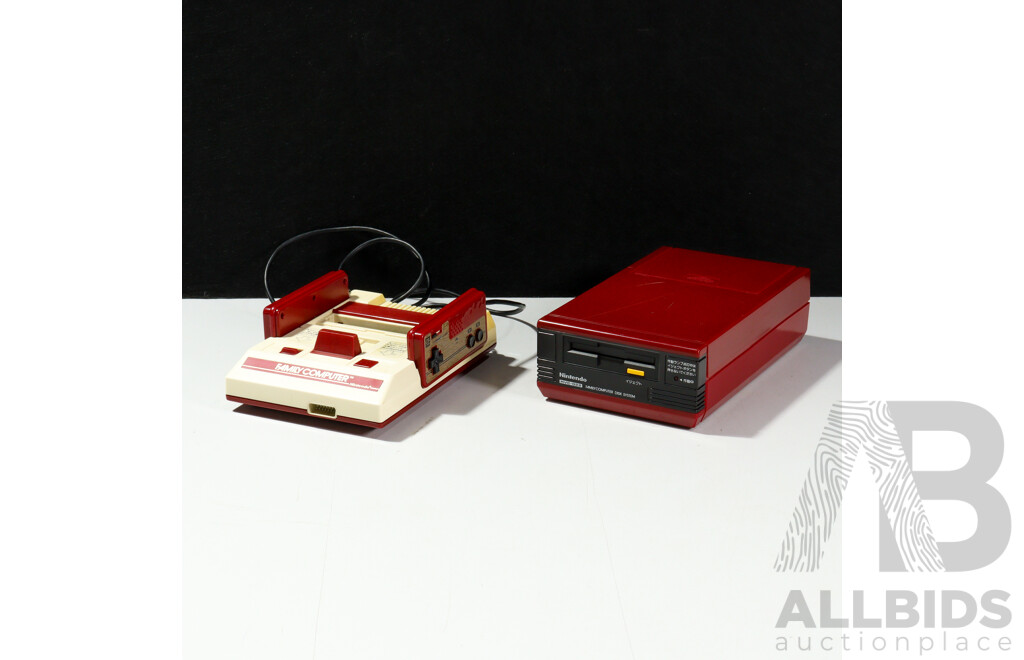 Vintage Nintendo Family Computer Video Game Console with Controllers, Games & Power Supply