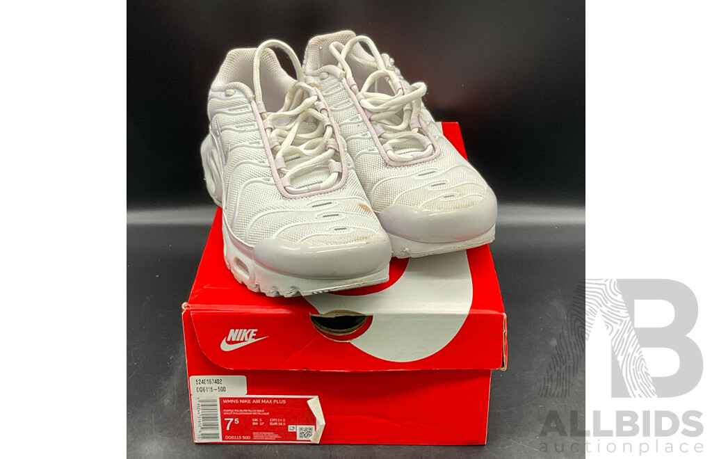 Womens Nike Air Max Plus US7.5