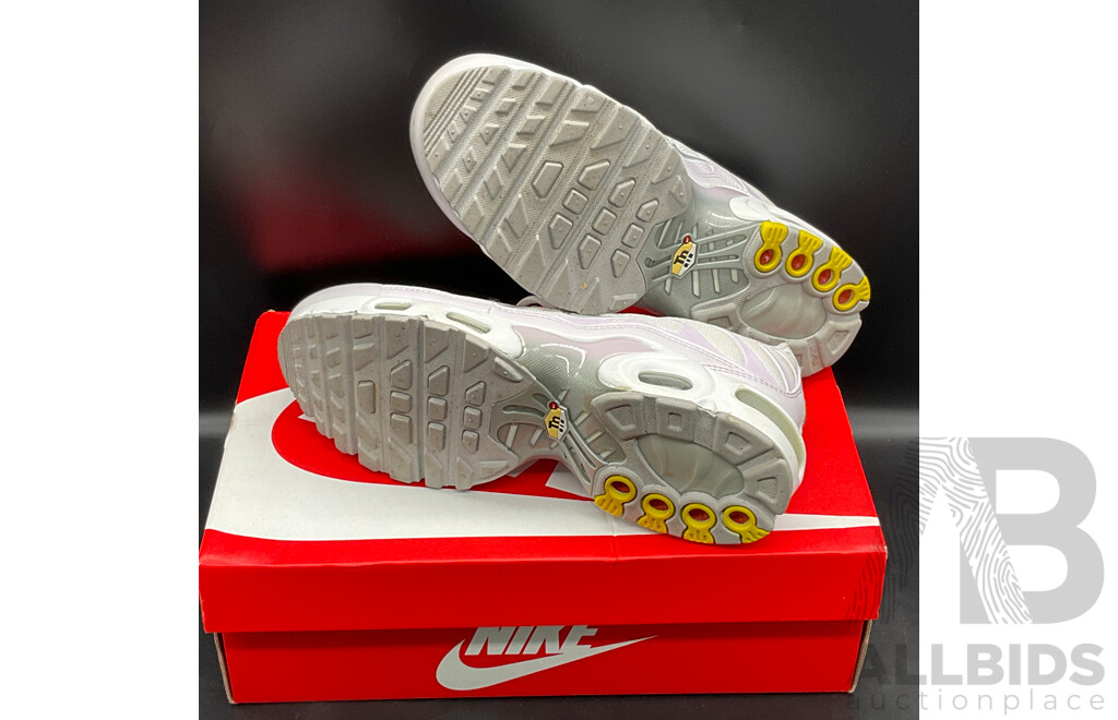 Womens Nike Air Max Plus US7.5