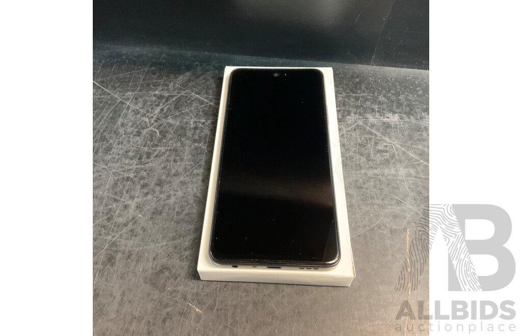 OPPO A58 Smart Phone & Rode Video Micro & Clear Phone Case for Galaxy A15 - Lot of 3