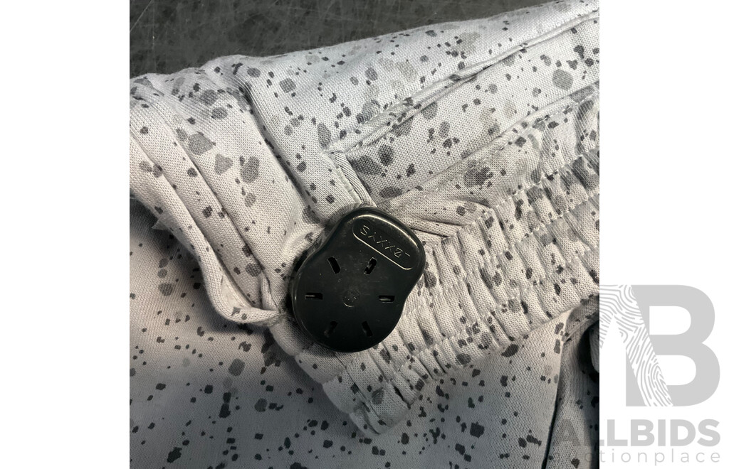 Under Armour Youth Size S/M Apparel - Lot of 8 - Total ORP $ 370