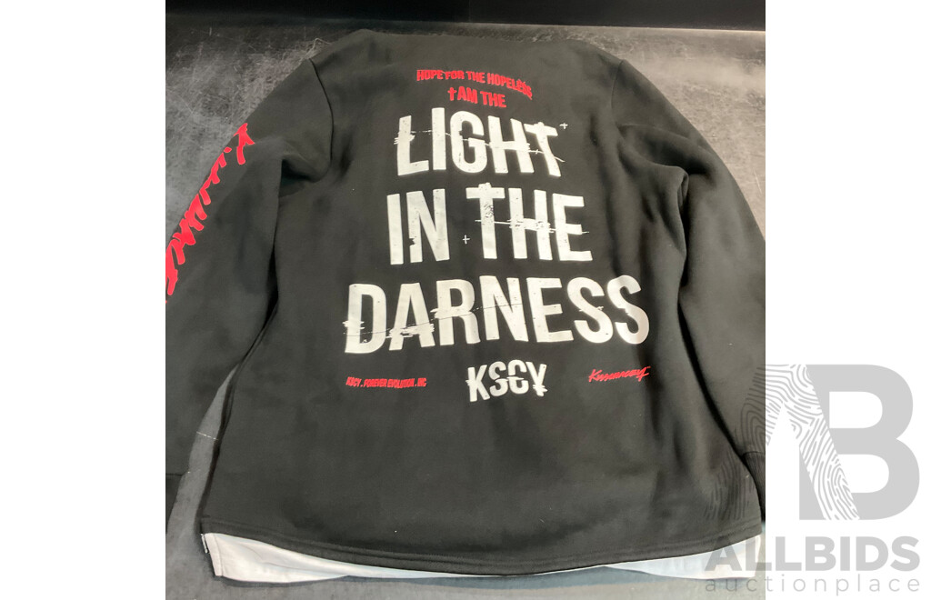 Kiss Chacey Black Size L Sweater & Supre Size XS Puffer Vest & Tommy Hilfiger White Size XL T-shirt - Lot of 3